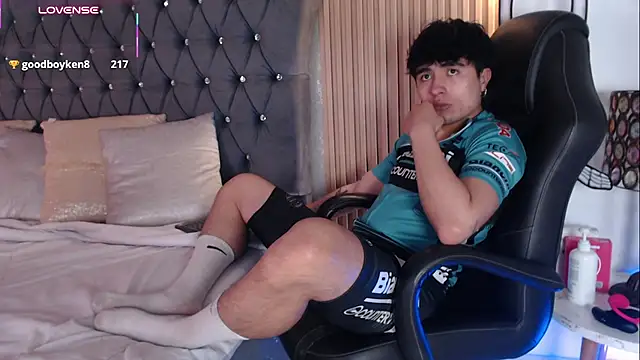 Živý XXX chat Tommy_Claks