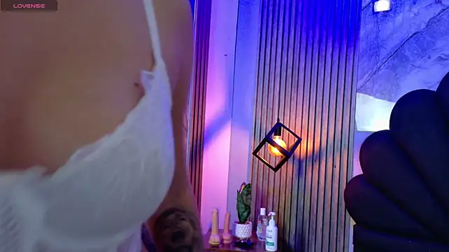_emily_gilll_ 라이브 XXX 채팅