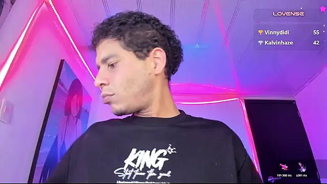 Ethan_Boyy Chat XXX in diretta