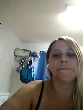Hotslut187 Live XXX Chat