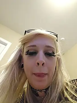 AmethystFoxx 即時 XXX 聊天