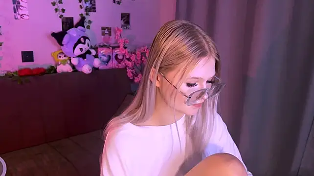 lunessath Live XXX Chat
