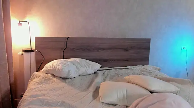 KitsuneDreams Live XXX Chat