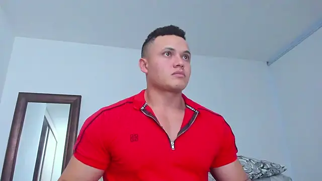 KingLevi01 Adlı Modelin Canlı XXX Sohbeti