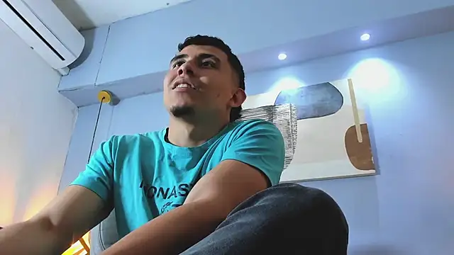 Eross_Santy Live XXX Chat