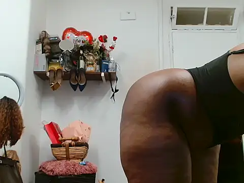 xTALLSEXYBUMx Live XXX Chat