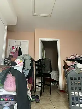 whitechocolatecandy1 Show in webcam