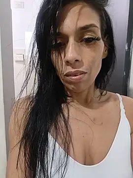 Chatroom XXX en direct de KarolVIPXXX