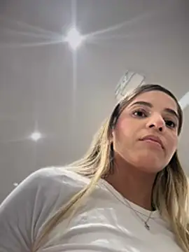 Czat XXX na żywo – missbella_