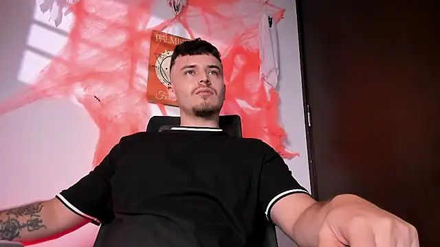 james_connor2 即時 XXX 聊天