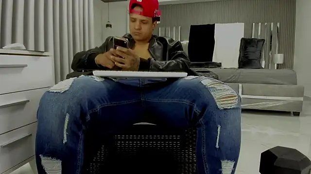 Chat +18 de master_jens ao vivo