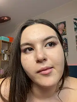 BritneyLix élő XXX-chatje
