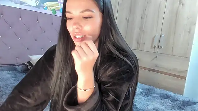 Czat XXX na żywo – Valen_Brown