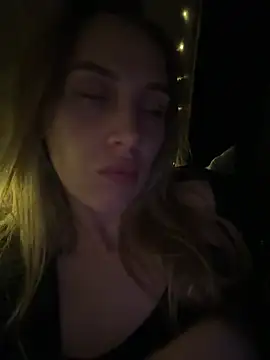 Brin20 Chat XXX live