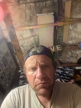 IDGAF-INDB2's Live XXX Chat