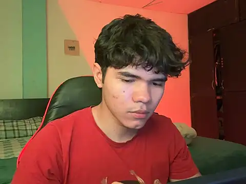 Chat +18 de Im_Camii ao vivo