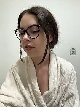 Chatroom XXX en direct de KaylaLewyss