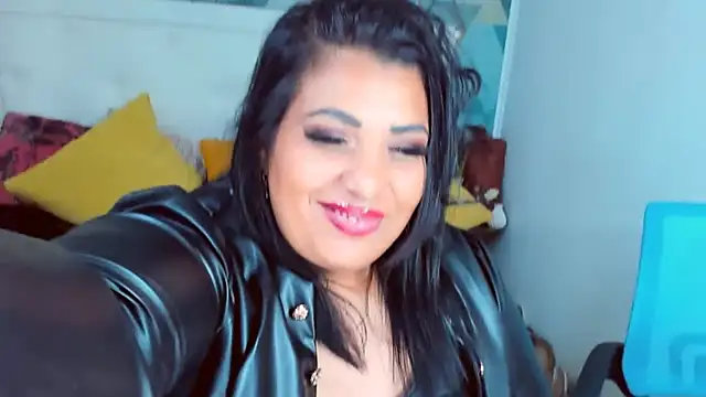 دردشة AmyCubes الجنسية المباشرة