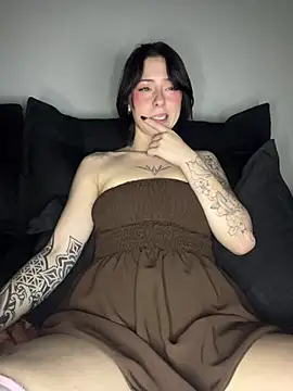 Chat +18 de Alaskahosh ao vivo