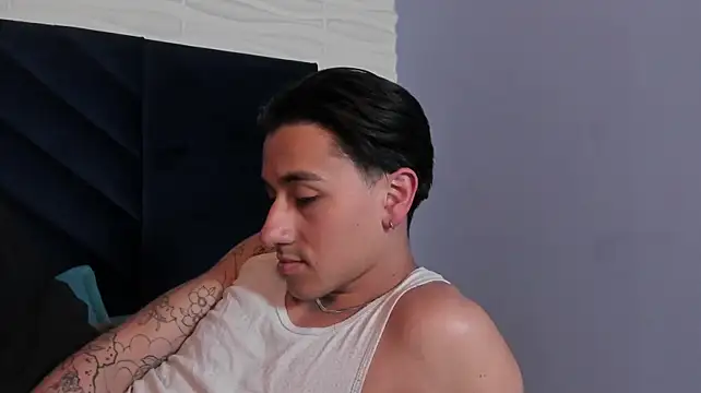 XXX chat uživo modela Andy_Joy_
