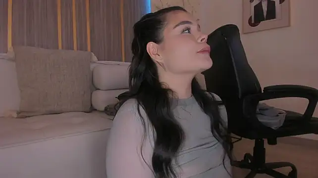 IsabellaAllen Chat XXX in diretta