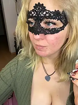 Chatroom XXX en direct de -CurvySecret-