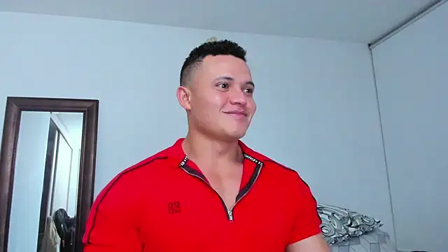 Chat XXX en directo de KingLevi01