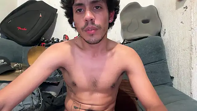 Онлайн чат XXX luiscachondito99