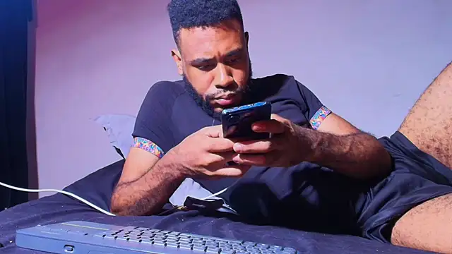 WolfMoreau Live XXX Chat
