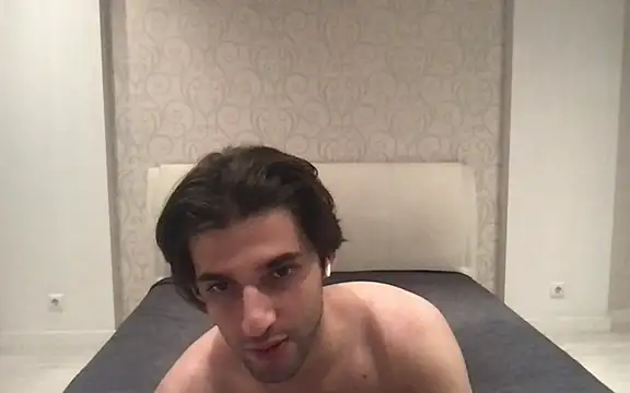 צ'אט XXX בשידור חי של KenanScott