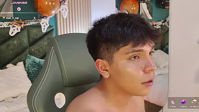 Chat +18 de Thiago_Knox ao vivo