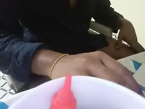 XXX chat uživo modela ragda_boy