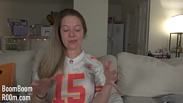 boomboomr00m Show in webcam