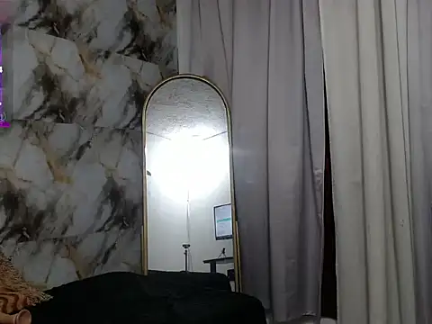 amara_lux19 Live XXX Chat