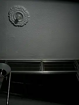 AlphaMasterXxx – Naživo XXX chat