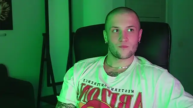 Živý XXX chat Igor_Wilde