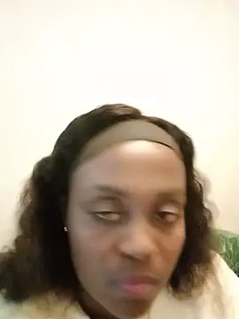 XXX chat uživo modela SlutyQueen32