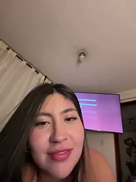 Amara_tay 即時 XXX 聊天
