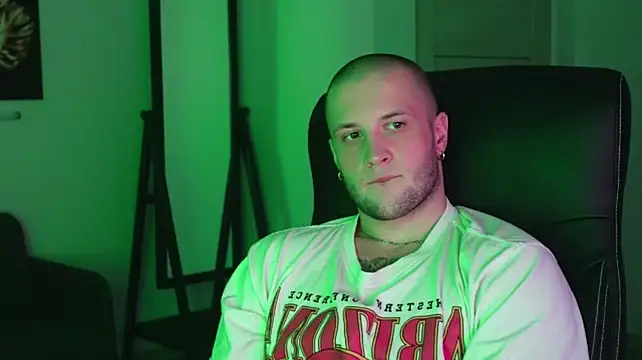 Igor_Wilde Live XXX Chat
