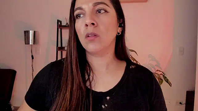 urcute_kitten Chat XXX live