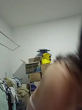 IrisBound 라이브 XXX 채팅