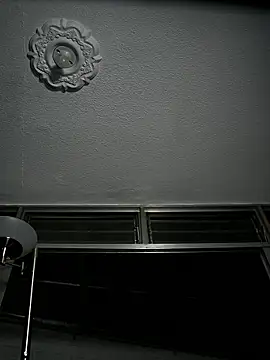 AlphaMasterXxx 라이브 XXX 채팅