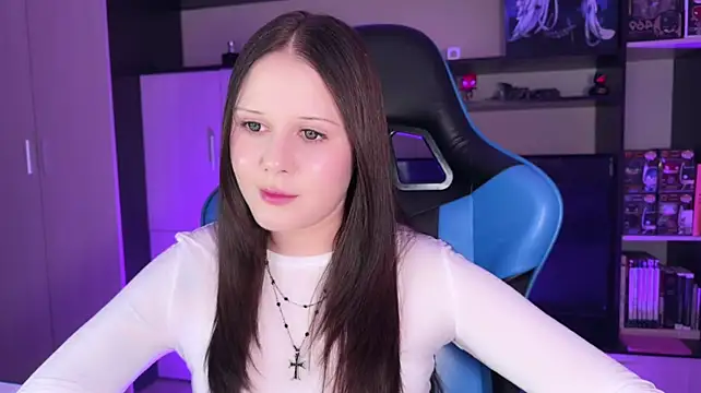 jasminevine Adlı Modelin Canlı XXX Sohbeti