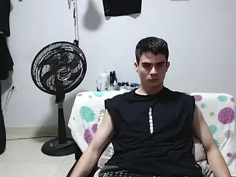 Zac_Efront – Live XXX-chat