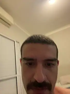 Chat XXX ao vivo de Ivis1999