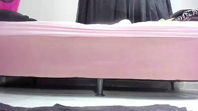 دردشة Sweet_Andrea2802 الجنسية المباشرة