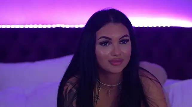AliraNightvale Live XXX Chat