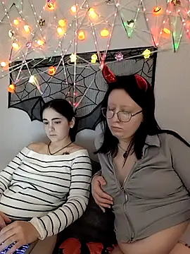 Онлайн чат XXX nahida77