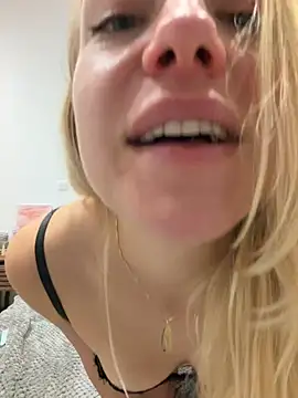zenyra_xx Live XXX Chat