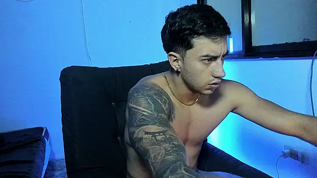 Chat XXX Live Axel_hendrick